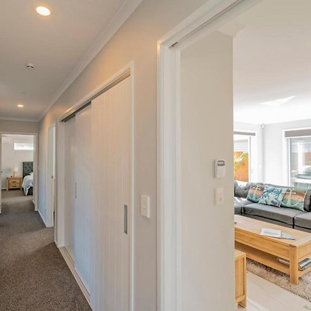 Modern Beach Pad - Whitianga Holiday Home Buitenkant foto