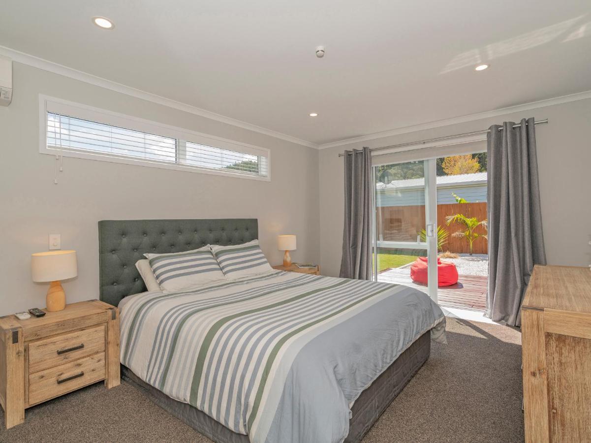 Modern Beach Pad - Whitianga Holiday Home Buitenkant foto